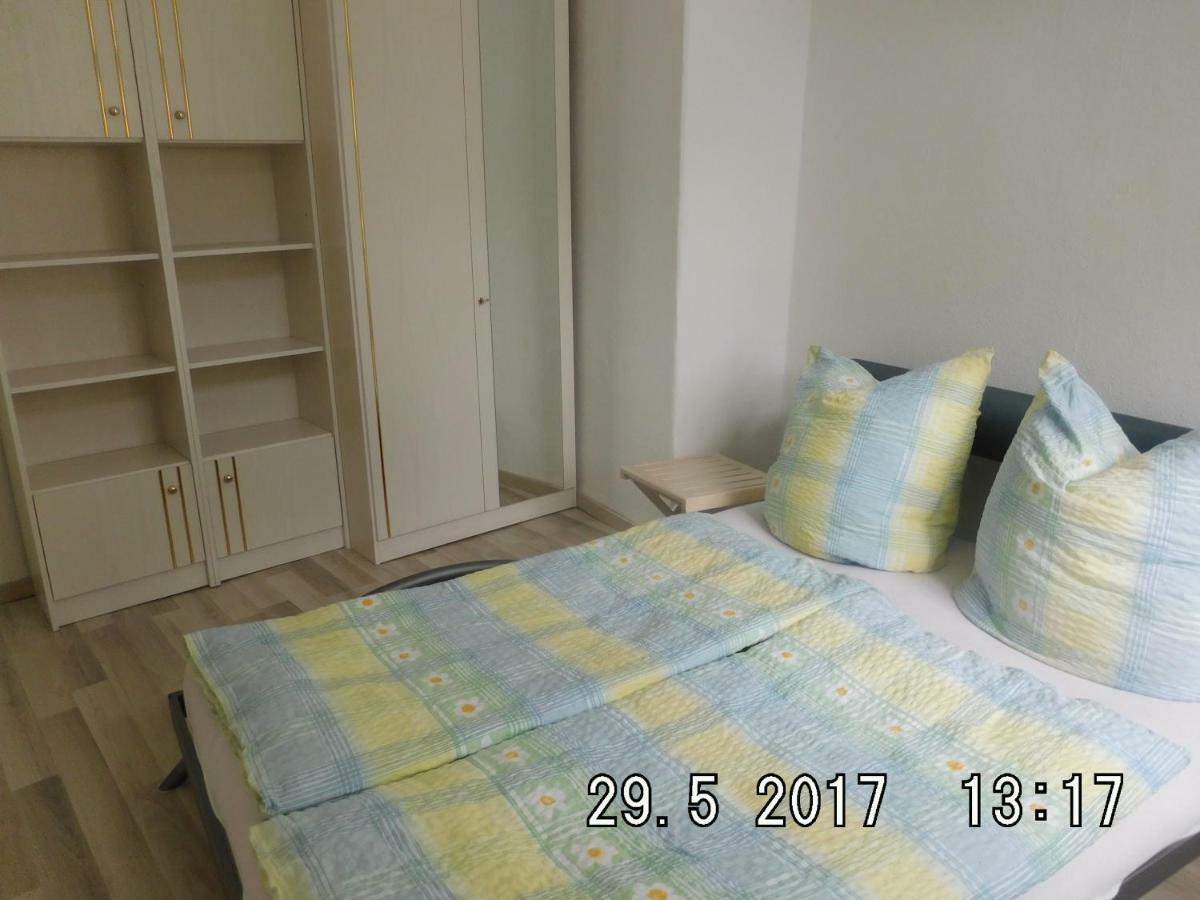 Ferienwohnung Am Schloss Torgau Exteriör bild